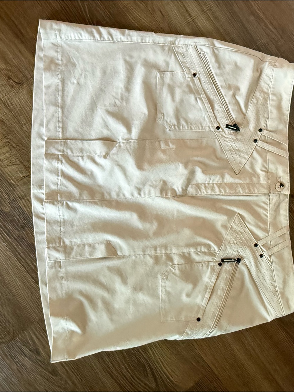 jamie sadock Cream Mini Utility Skirt with Zipper Details